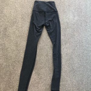 Lululemon high rise cotton wunder under in size 2